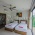 Спальня с раздельными кроватями в доме на пляже Чонг Мон - HR0619